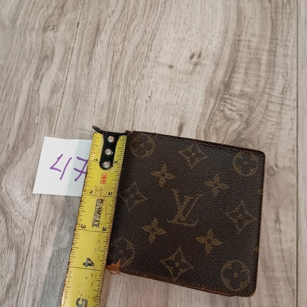 LOUIS VUITTON LV Monogram Canvas Leather Marco Bifold Wallet France